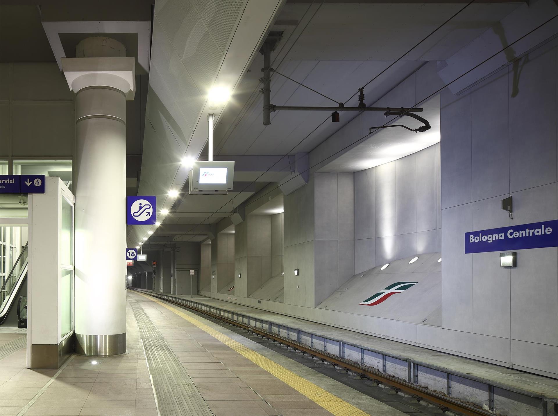 Stazione Alta Velocità di Bologna: Foto 26